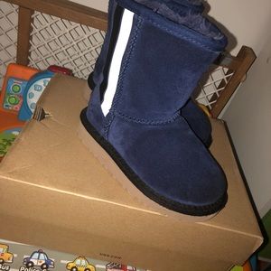 Toddler Size 8c Ugg Boots **LIMITED EDITION**